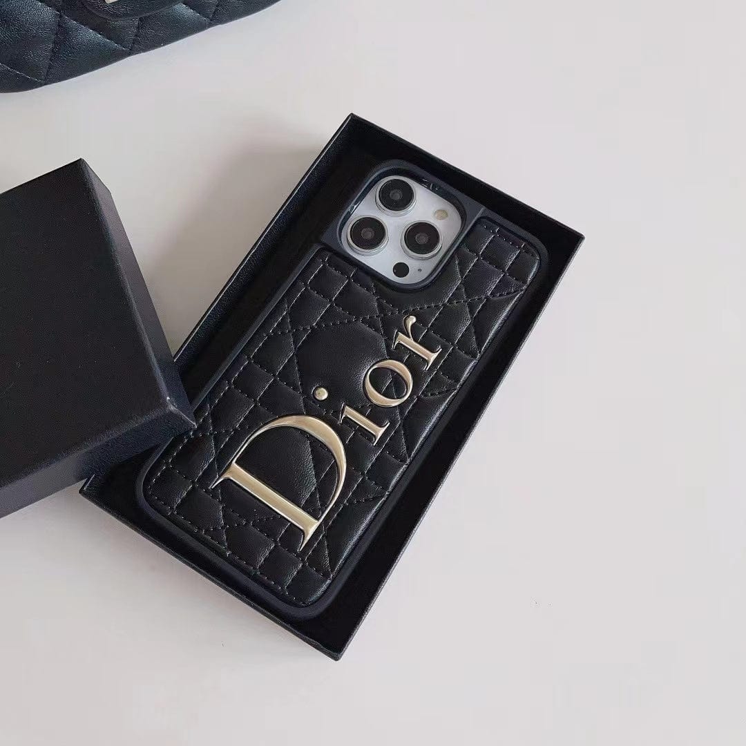 HypedEffects Luxurious iPhone 17 Case