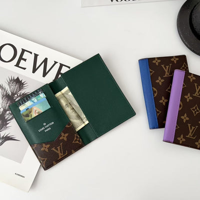 louis vuitton Passport Holder