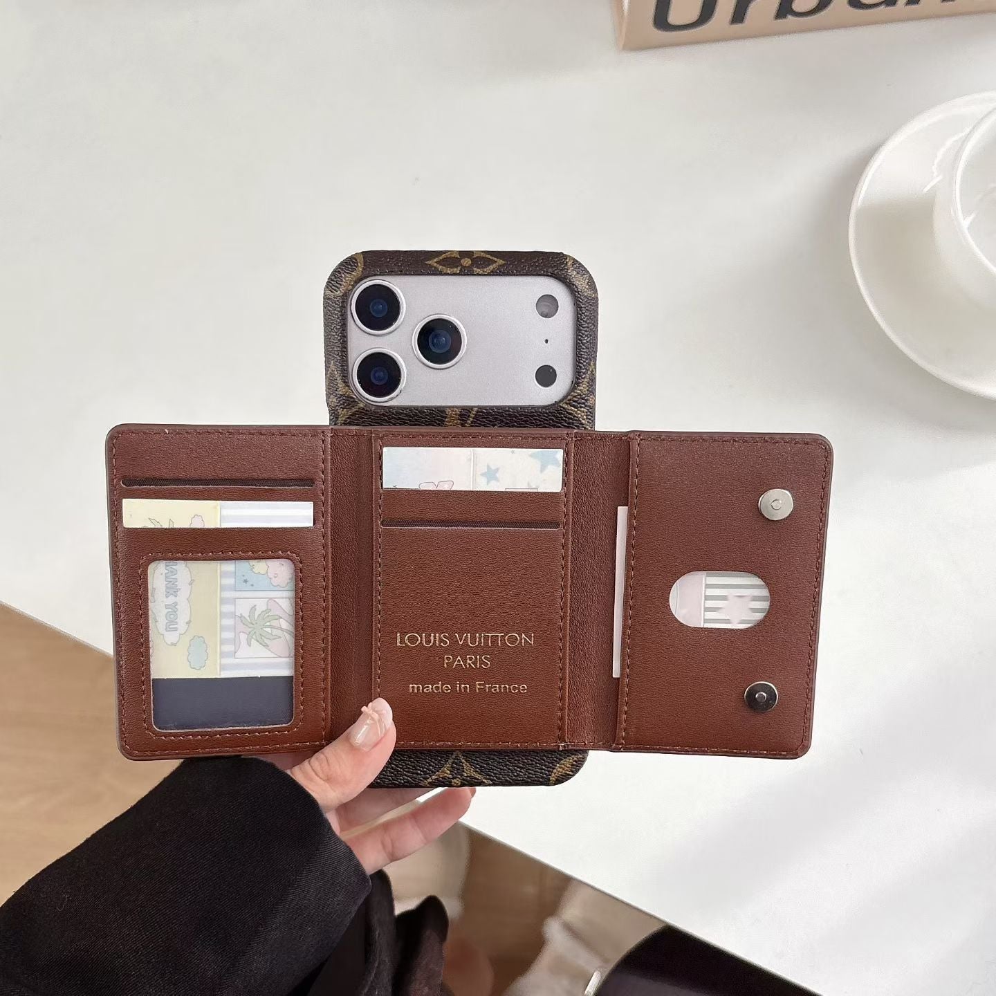 louis vuitton Iconic Monogram Card Holder Case for iPhone 13 to 17 Pro Max
