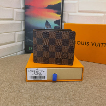 HypedEffects Black Leather louis vuitton Wallet With Gray Monogram