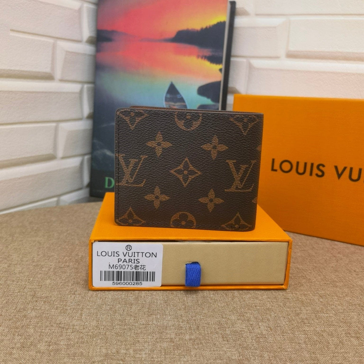HypedEffects Black Leather louis vuitton Wallet With Gray Monogram