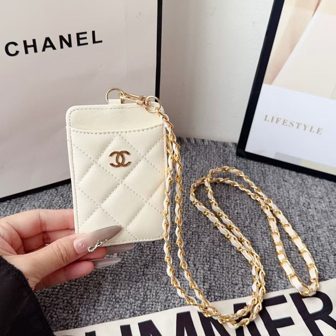 HypedEffects cc Quilted Leather Card Holder with Chain Strap Luxury Designer Card Case