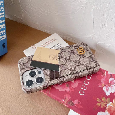 HypedEffects Embrace Italian Glamour: Introducing the gucci iPhone 17 Pouch Case