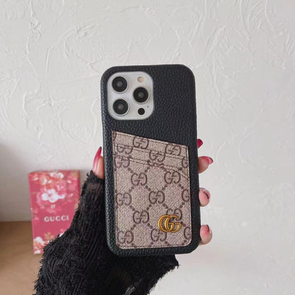 HypedEffects Embrace Italian Glamour The gucci iPhone 17 Pouch Case