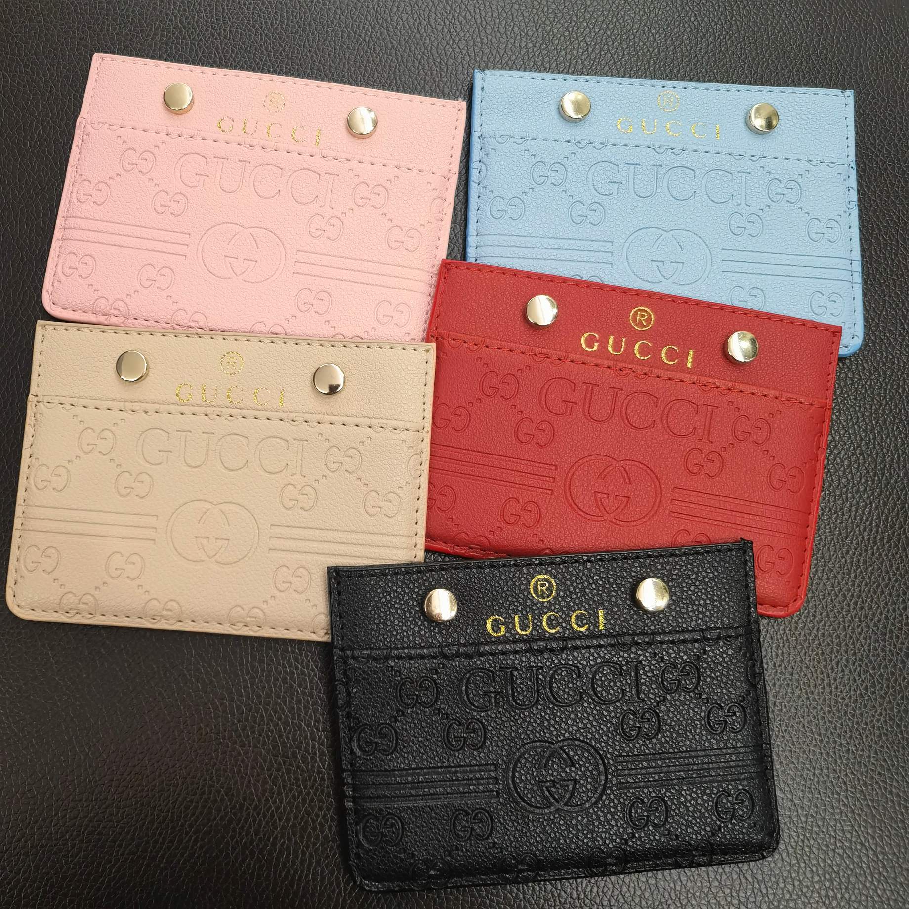 HypedEffects gucci Embossed Leather Card Holder Wallet