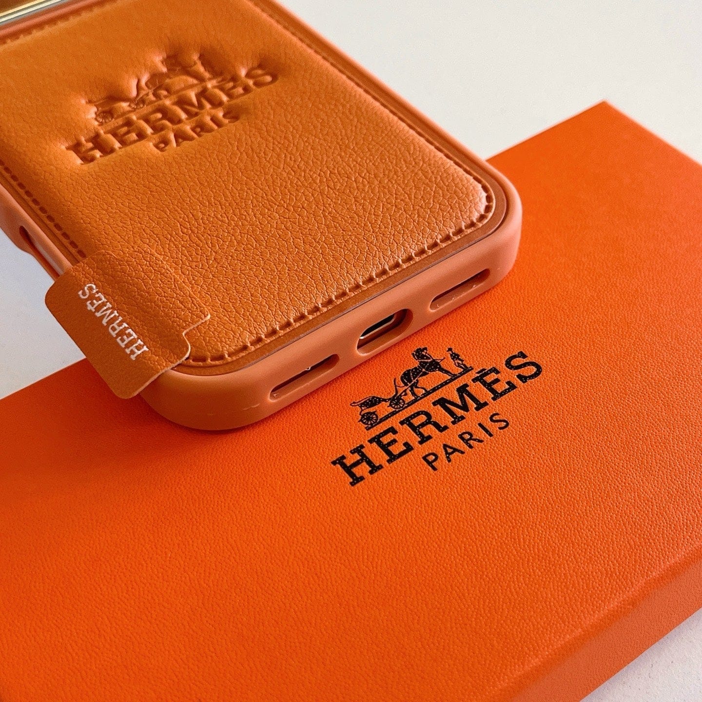 HypedEffects Hermès Leather Wallet Phone Case with Card Holder for iPhone 13 to iPhone 17 Pro Max