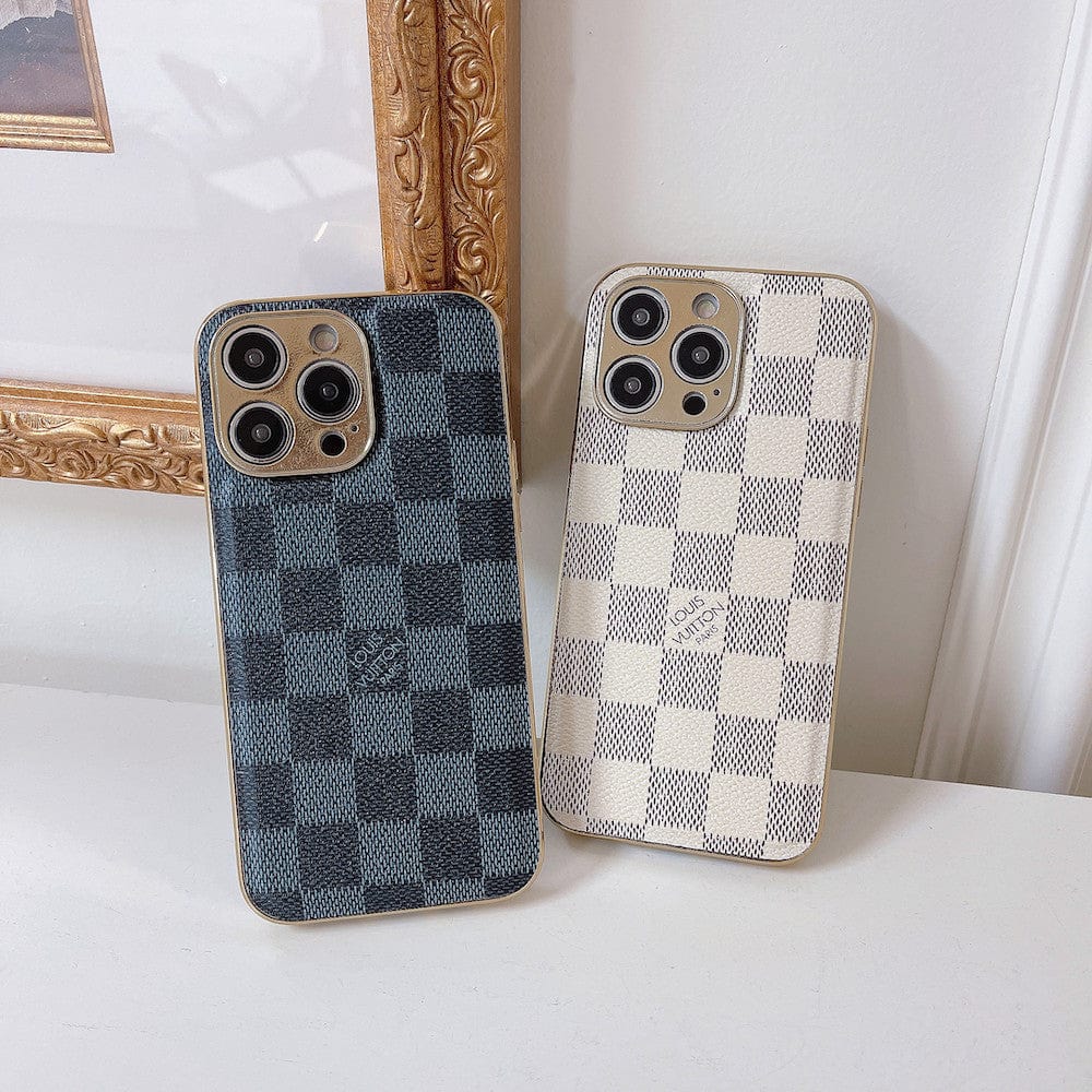 HypedEffects Iconic louis vuitton iPhone Cases - Timeless Luxury for iPhone 11, 12, 13, and 14 Pro Max
