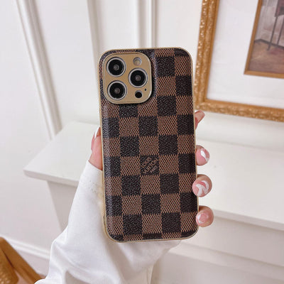 HypedEffects Iconic Louis Vuitton iPhone Cases - Timeless Luxury for iPhone 11, 12, 13, and 14 Pro Max