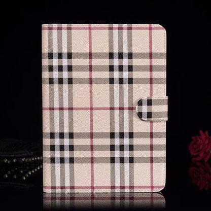 HypedEffects Leather louis vuitton And gucci iPad Flap Cases