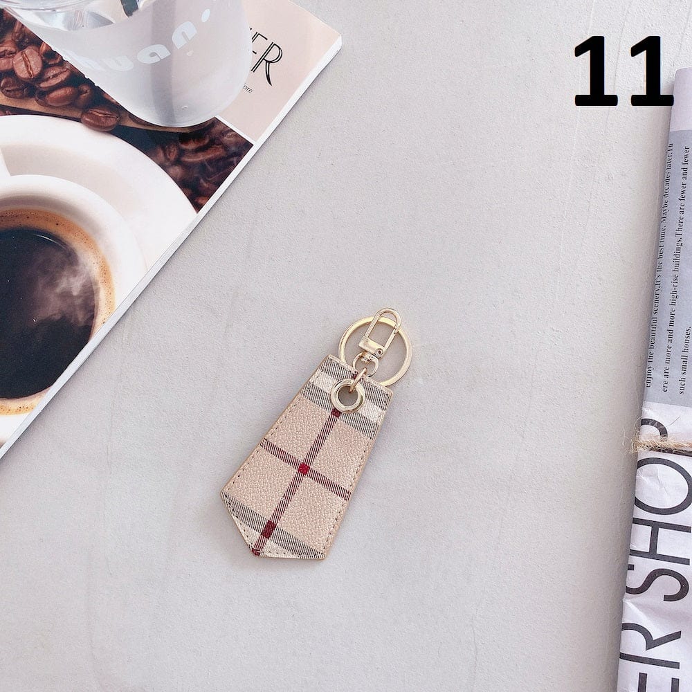 HypedEffects louis vuitton Airtag Case Holder With Keyring