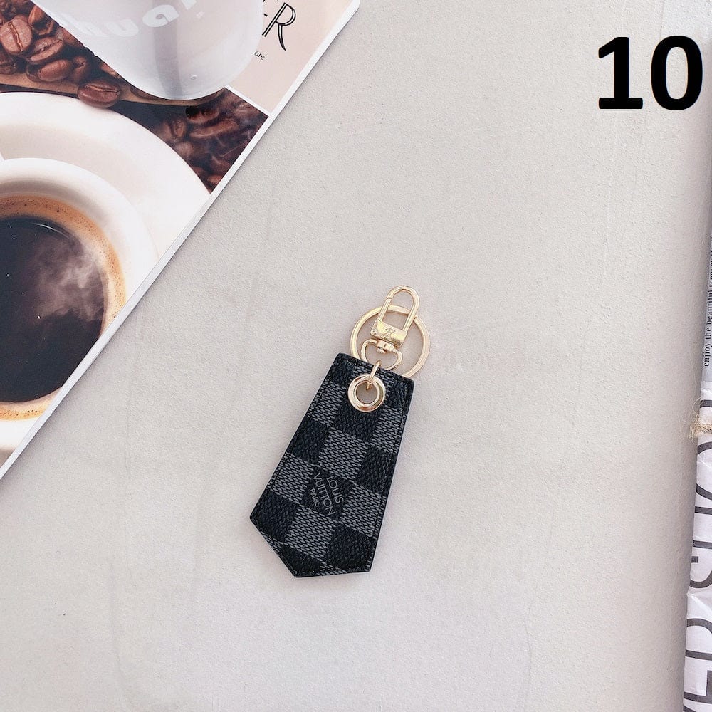 HypedEffects louis vuitton Airtag Case Holder With Keyring