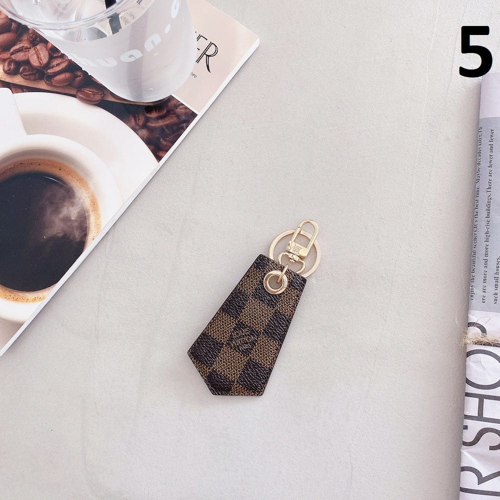 HypedEffects louis vuitton Airtag Case Holder With Keyring