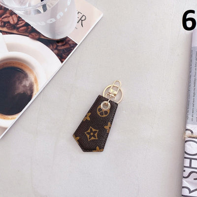 HypedEffects louis vuitton Airtag Case Holder With Keyring