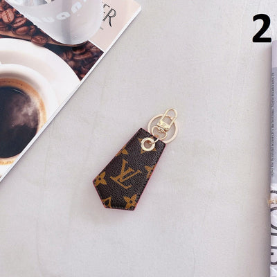 HypedEffects louis vuitton Airtag Case Holder With Keyring
