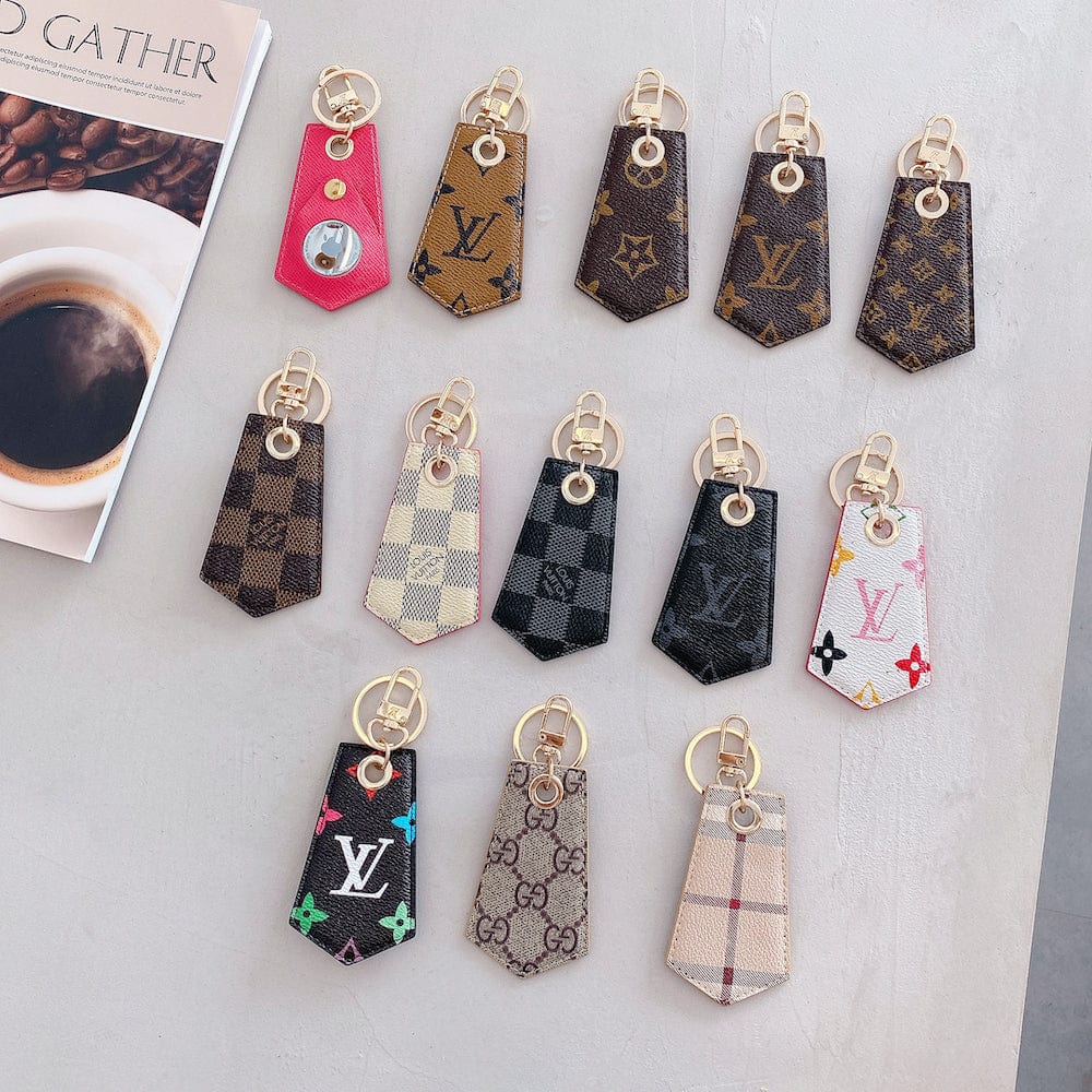 HypedEffects louis vuitton Airtag Case Holder With Keyring