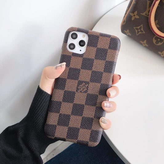 HypedEffects louis vuitton And gucci iPhone 17 Cases - More Designs