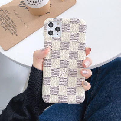 HypedEffects louis vuitton And gucci Iphone 17 Leather Case - More Designs