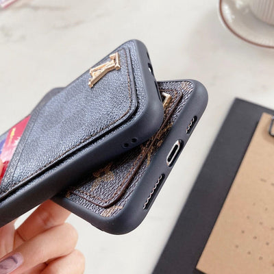 HypedEffects louis vuitton & gucci iPhone 17 Case Collection - Famous Patterns with Integrated Wallet