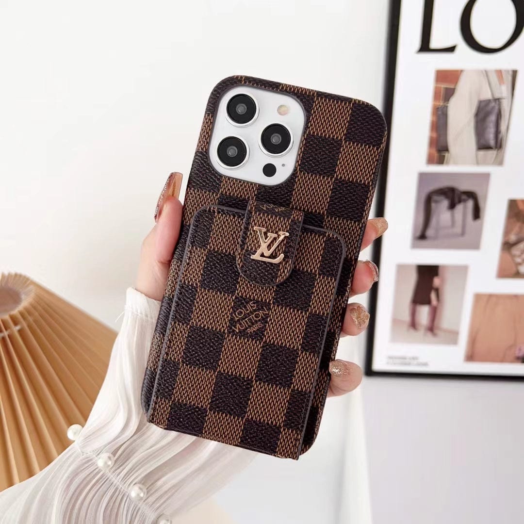 HypedEffects louis vuitton iPhone 17 Case with Wallet: A Fusion of Luxury and Functionality