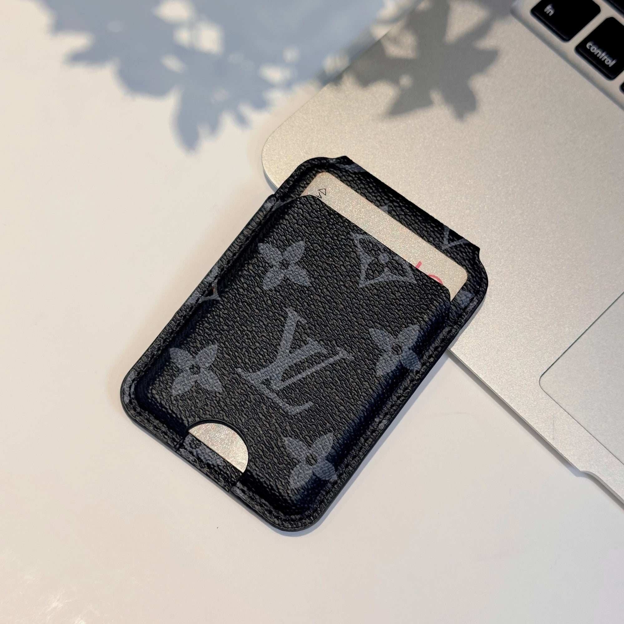 HypedEffects louis vuitton Monogram Slim Wallet Card Holder