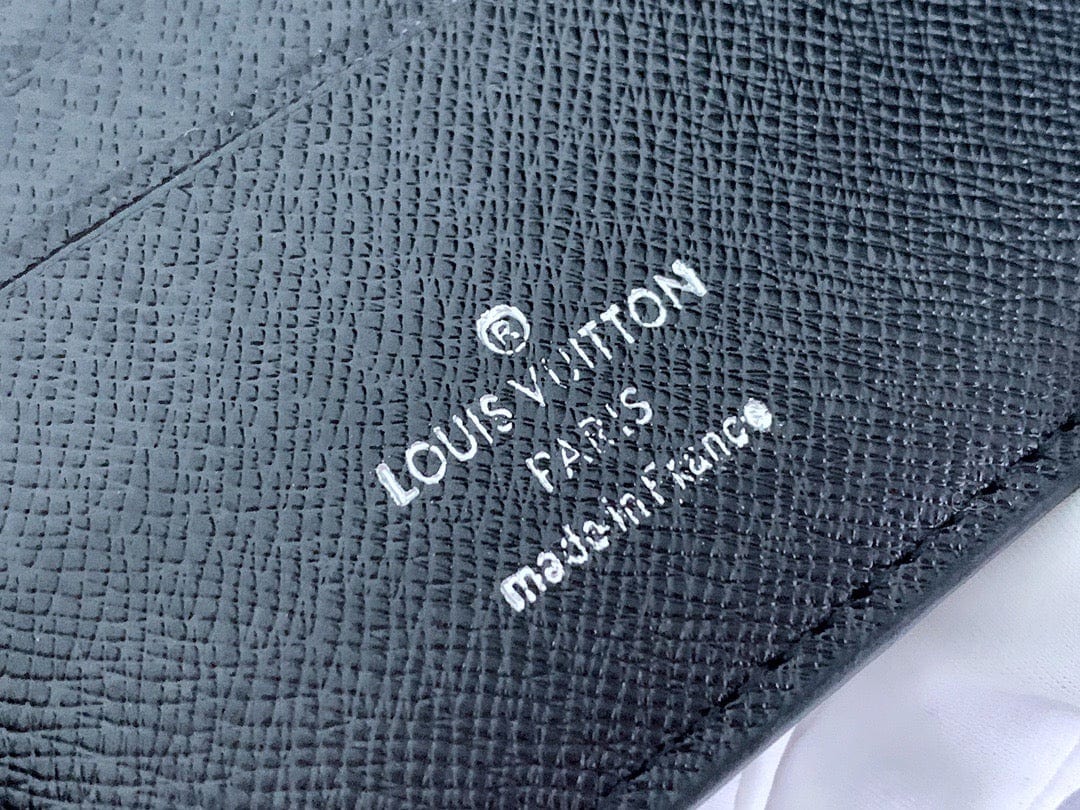 HypedEffects louis vuitton Monogram Wallet
