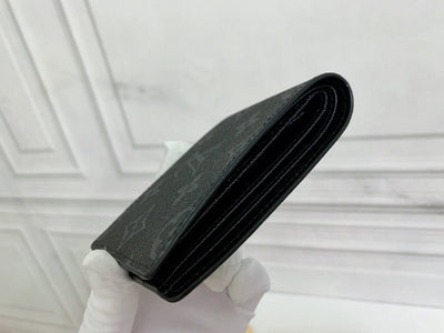 HypedEffects louis vuitton Monogram Wallet