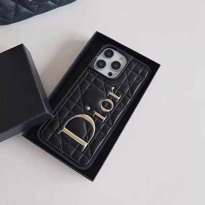 HypedEffects Luxurious iPhone 17 Case