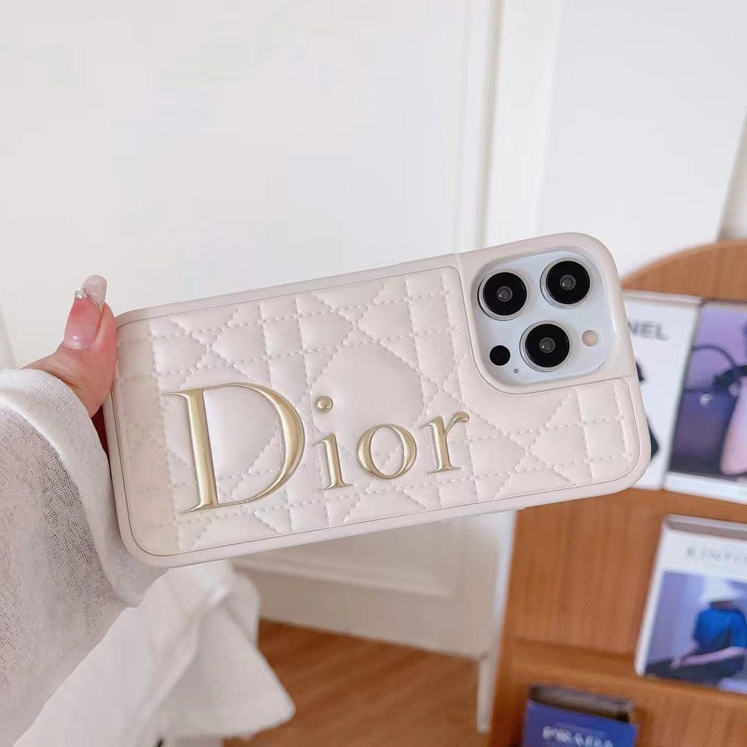HypedEffects Luxurious iPhone 17 Case