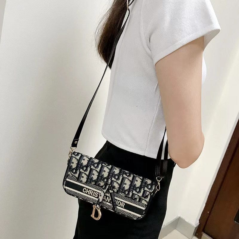HypedEffects Luxury Christian Dior Leather Phone Bag For Mobile Phones