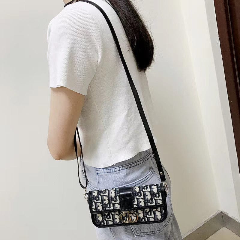 HypedEffects Luxury Christian Dior Phone Pouch Bags For Mobile Phones