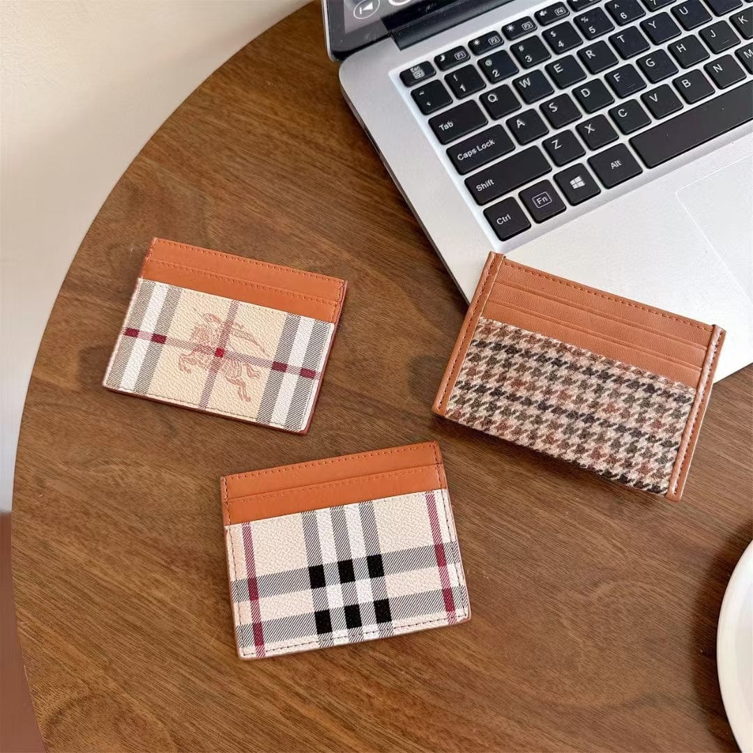 HypedEffects Vintage Check Pattern Slim Burberry Cardholder Wallet