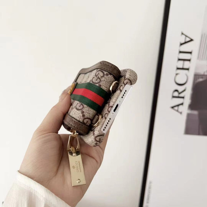 HypedEffects Your Everyday Carry with the gucci Ophidia iPhone 17 Wallet Case