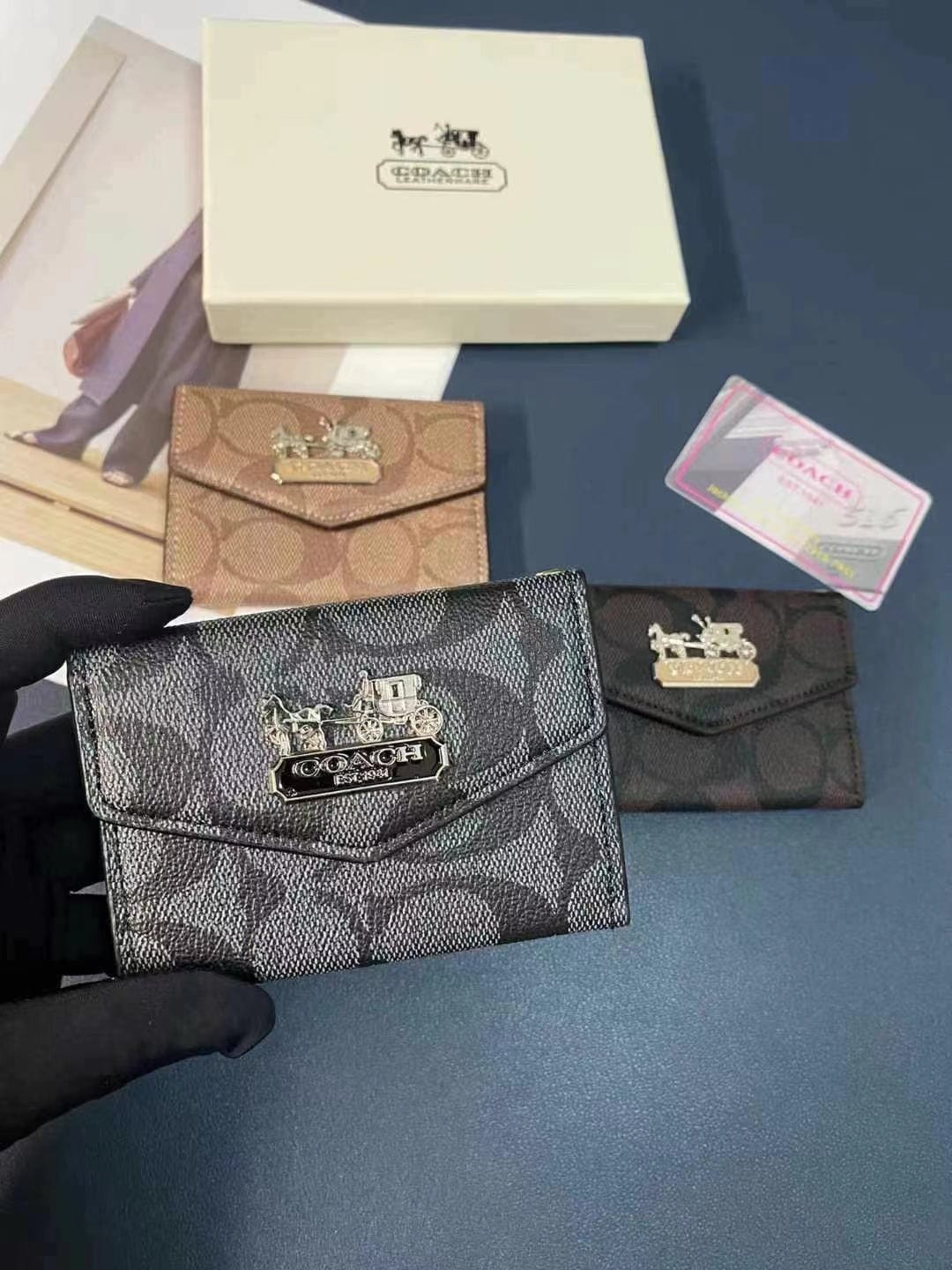 Tunde Store Coach Signature Card Holder Wallet with Horse and Carriage Logo