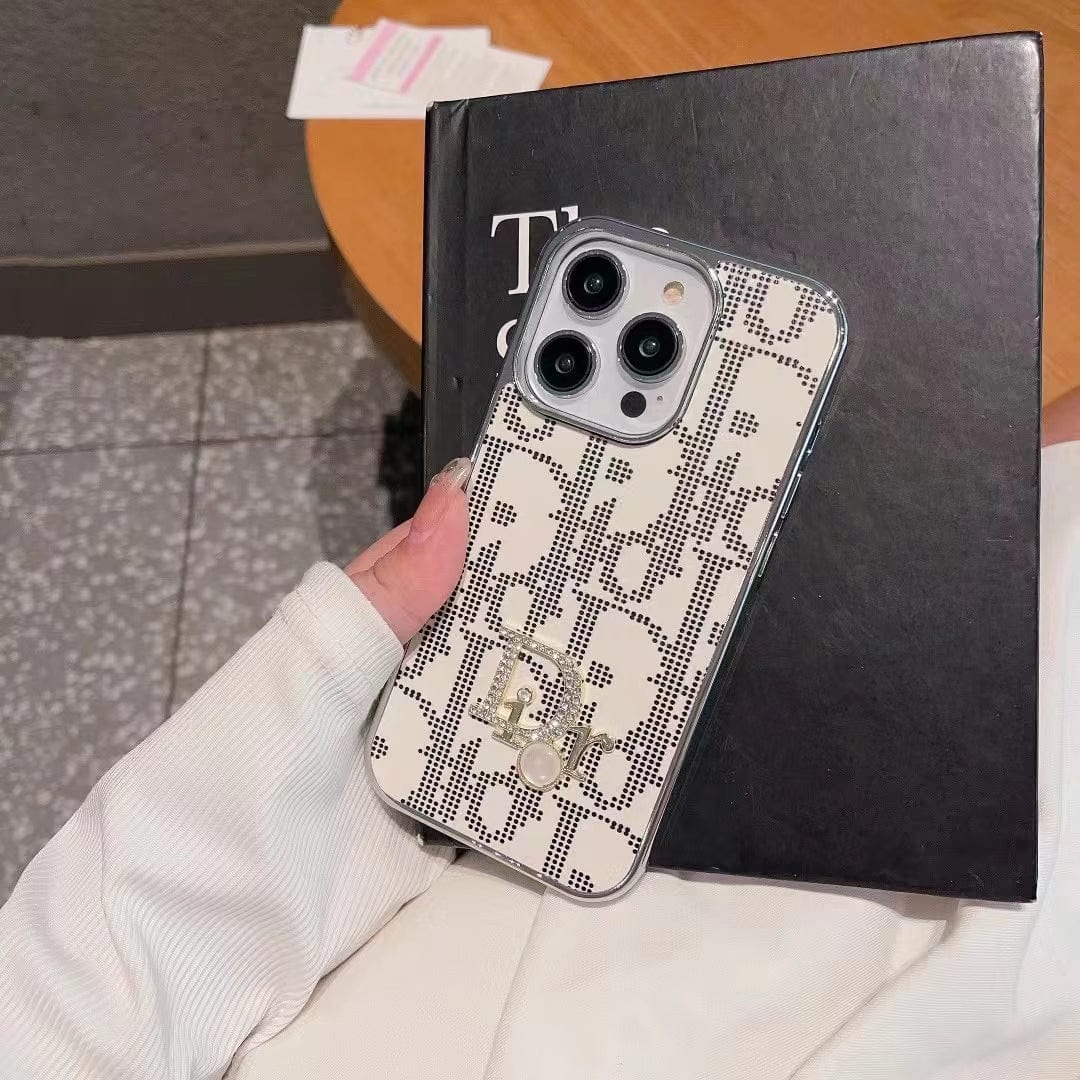 Tunde Store Gucci iPhone 15 Case | Embrace The Parisian Chic
