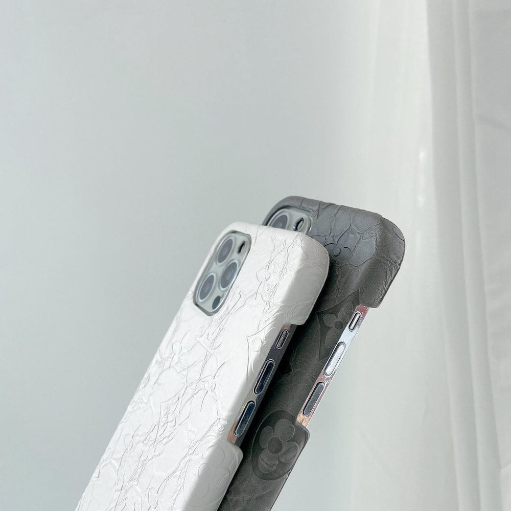 Tunde Store Leather Louis Vuitton iPhone 15 Cases