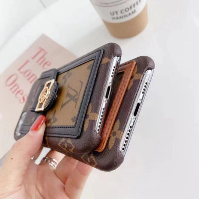 Tunde Store Louis Vuitton Luxury iPhone 15 Wallet Case: A Touch of Refined Elegance