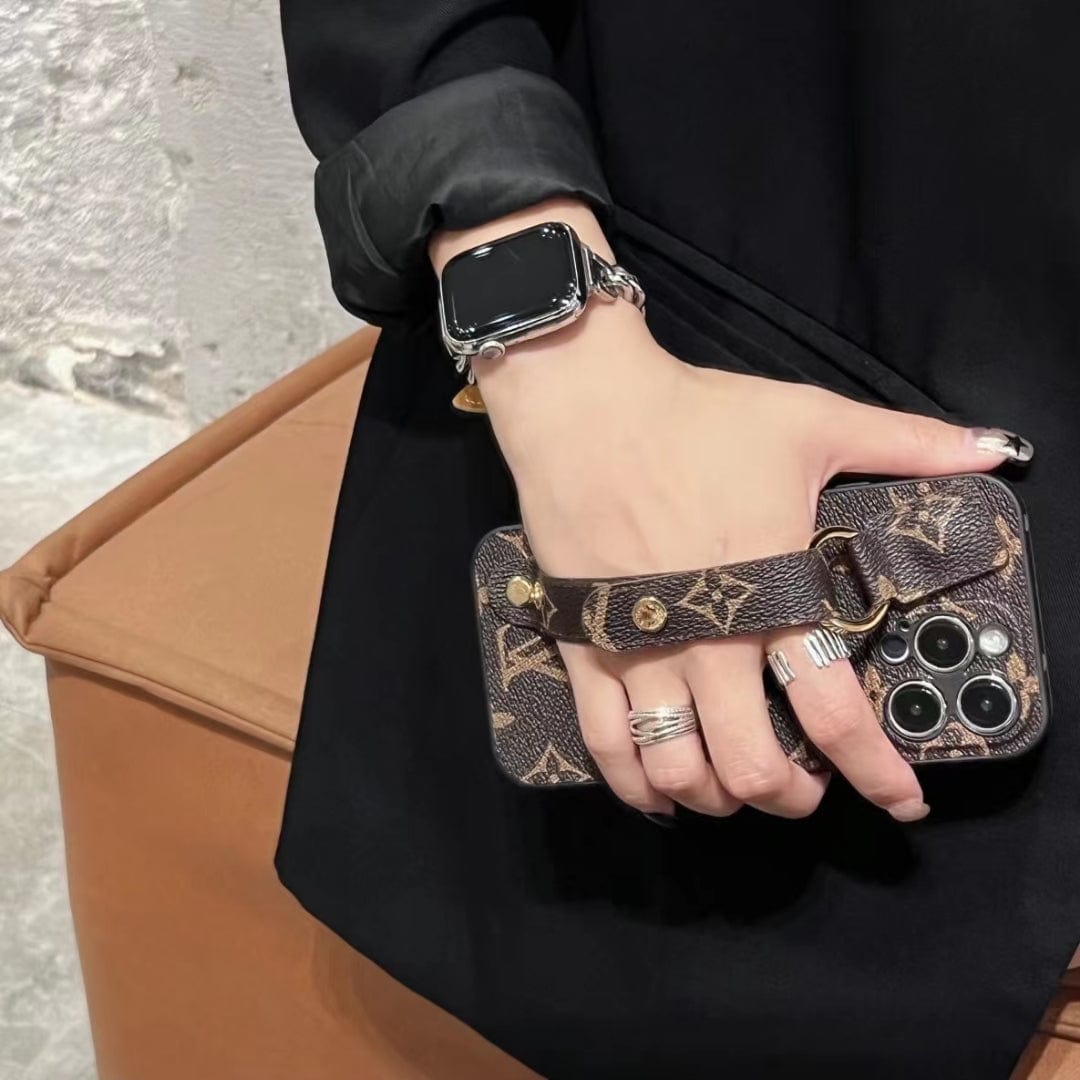 Tunde Store Louis Vuitton Monogram iPhone 15 Case |Timeless Luxury