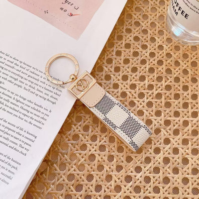 Tunde Store Louis Vuitton Monogram Key Holders with Gold Ring | LV Keychain
