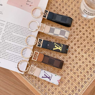 Tunde Store Louis Vuitton Monogram Key Holders with Gold Ring | LV Keychain