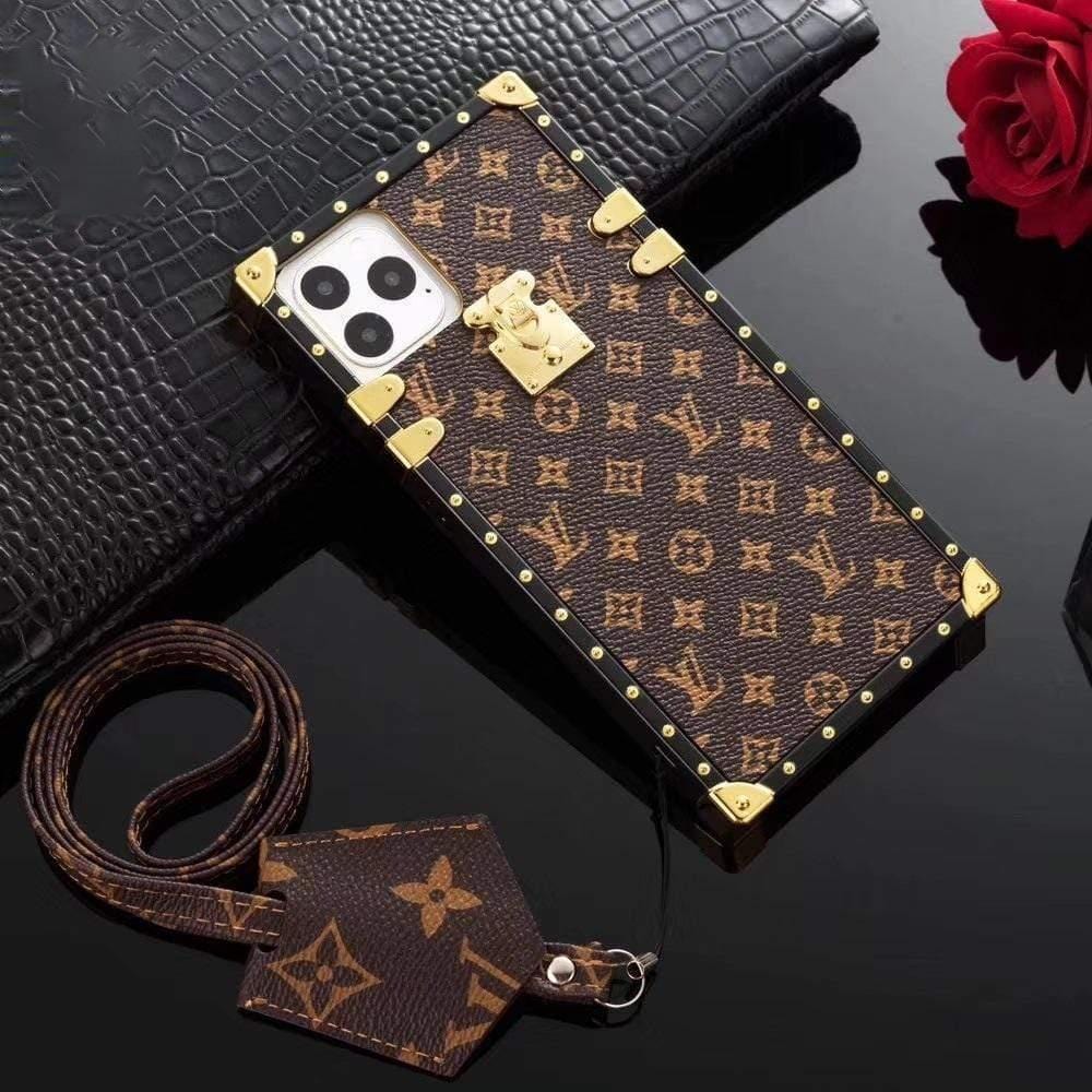 Tunde Store Louis Vuitton Trunk-Style Monogram iPhone 15 Cases with Gold Hardware