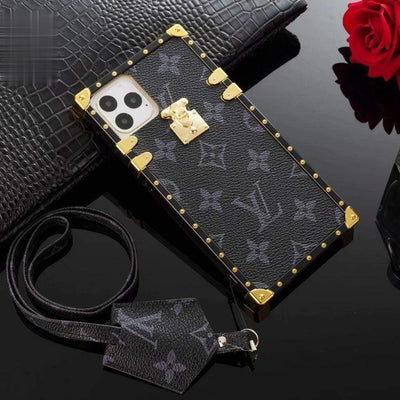 Tunde Store Louis Vuitton Trunk-Style Monogram iPhone 15 Cases with Gold Hardware