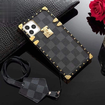 Tunde Store Luxurious Louis Vuitton Monogram Phone Cases For Iphone 12 - iPhone 15